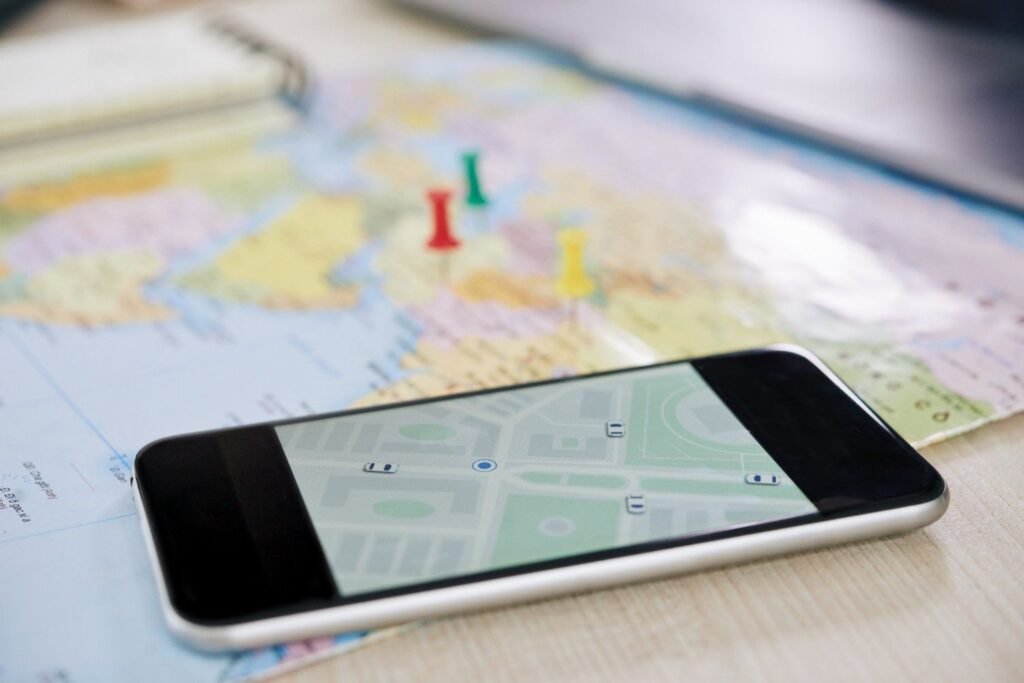 How To Drop A Pin in Google Maps on Mobile and Desktop